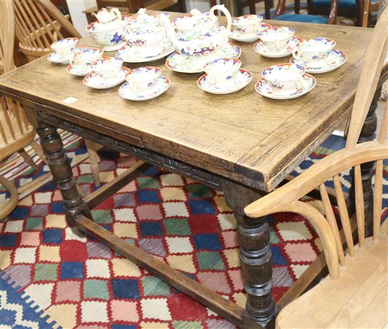 A 17th century style oak draw leaf table, W.4ft D.2ft 8in. H.2ft 6in.